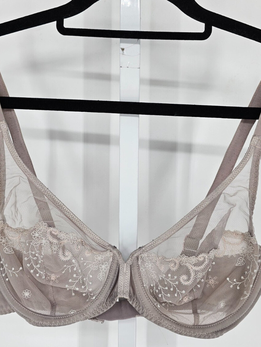 Simone Perele Reve Full Coverage Plunge Lace Bra Light Gray 34D